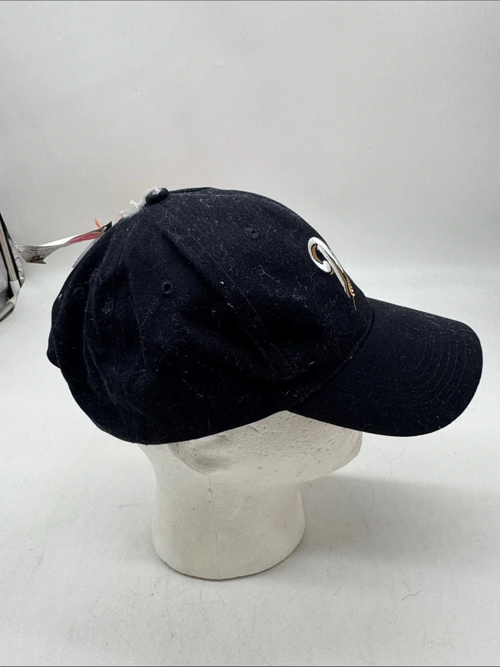 Milwaukee Brewers NWT Embroidered 'M' Baseball Cap - Black with Gold Accent